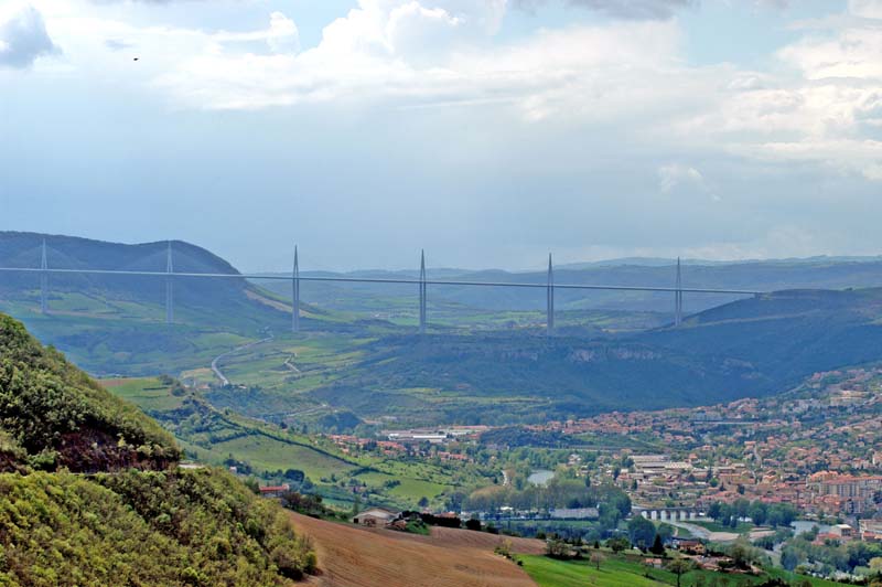 Milau Bridge & Vulture